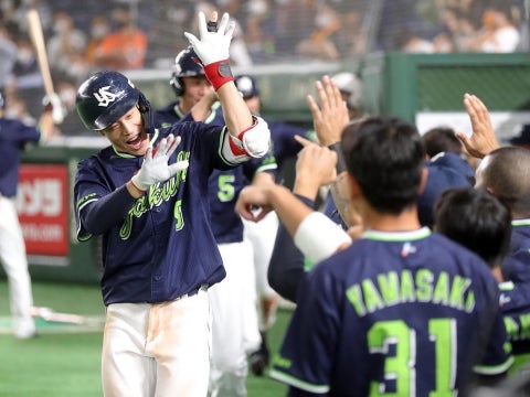 塩見選手がプロ初となる11号満塁ホームラン！