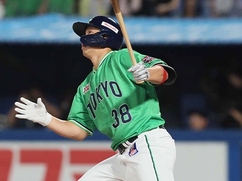 北村拓選手が移籍後初ホームラン