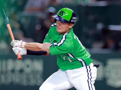 https://www-static.yakult-swallows.co.jp/upload/photo/archive/n-1bd7f758531e34ec893bb159645582de.jpg?auto=avif,webp&quality=90