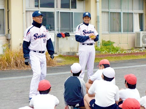 熊田氏と度会氏が練馬東小学校で「ベースボール型」授業！