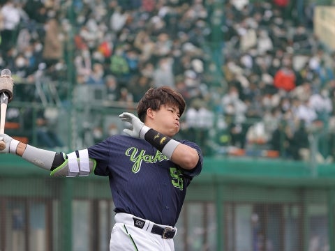 千葉ロッテとの練習試合。村上選手がタイムリー