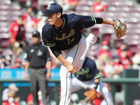 先発・高梨投手が力投を見せ、4勝目！