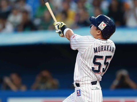 村上選手が先制の8号ソロを含むマルチ安打の活躍