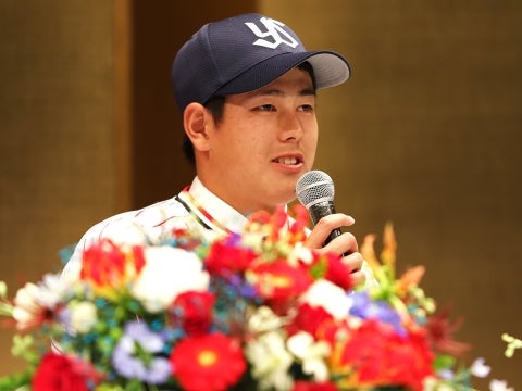 「早くこのユニホームを着てマウンドに」