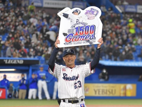 青木選手がNPB通算1500試合出場を達成！試合では決勝タイムリーを放つ活躍！