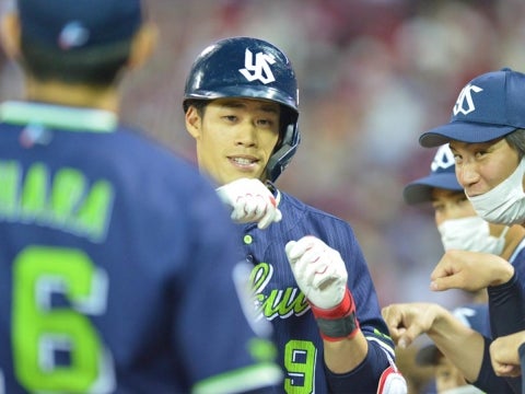 塩見選手が4号ソロ！