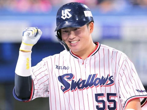 村上選手が18号ソロ含む2安打2打点