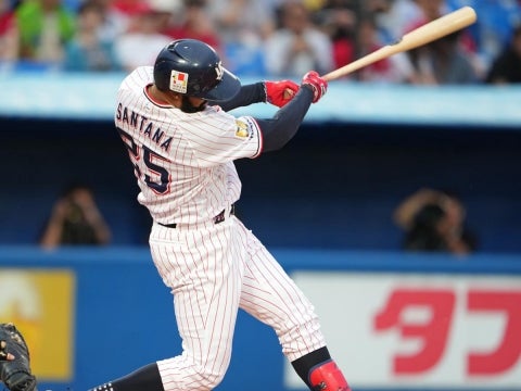 サンタナ選手が決勝の8号3ラン！