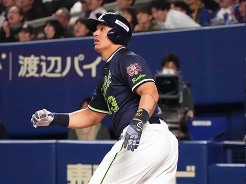 オスナ選手が2本のホームラン含む4安打6打点の活躍