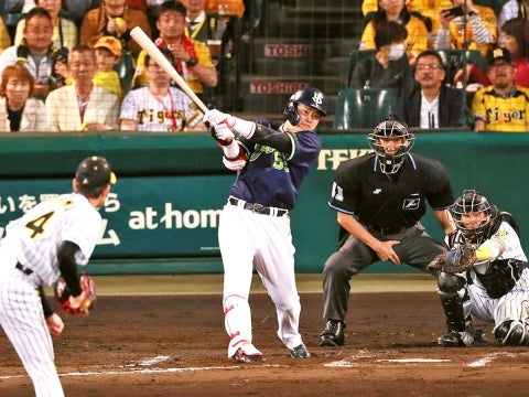 村上選手が12号ソロ