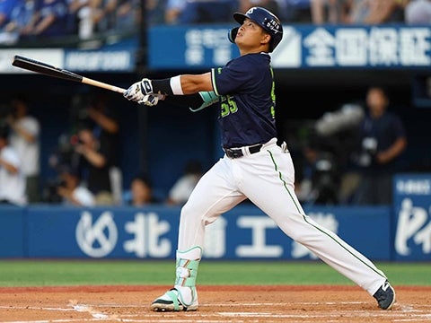 村上選手が復帰後初打席でのソロ本塁打を含む2安打の活躍！
