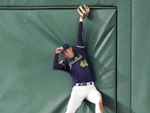 太田選手がマルチ安打&好守備