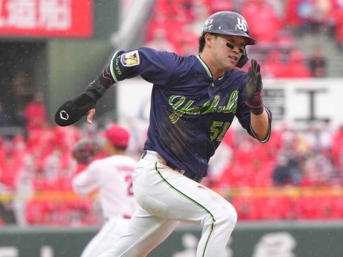 濱田選手がマルチ安打&盗塁を決める