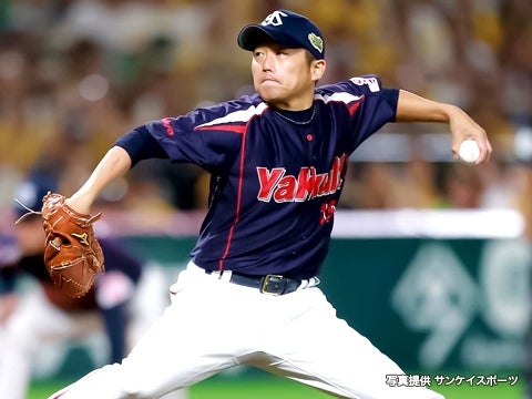 満塁のピンチ切り抜けるも