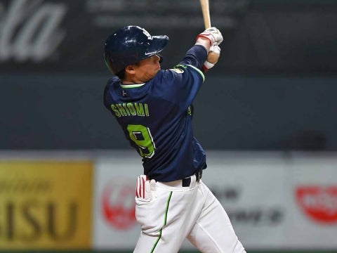 塩見選手がマルチ安打