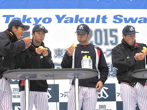 新人食レポ対決！