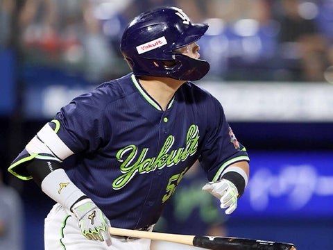 村上選手が2打点を挙げる活躍