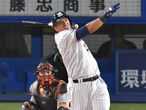 オスナ選手が逆転の13号3ラン！