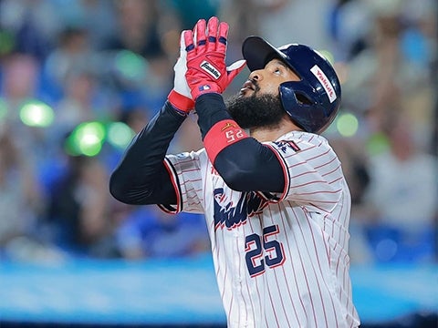 サンタナ選手が12号ソロ含む2安打3打点の活躍