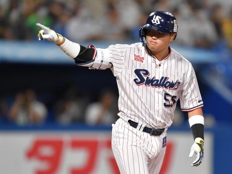 村上選手が決勝の42号3ラン！