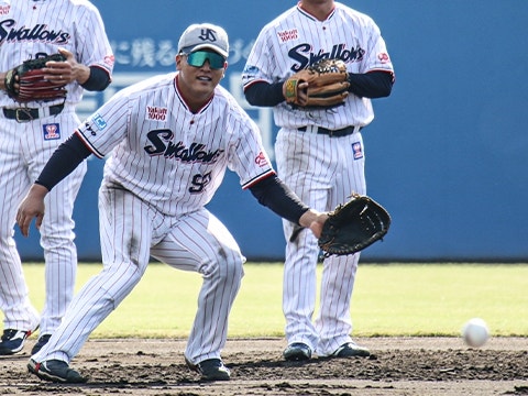 https://www-static.yakult-swallows.co.jp/upload/photo/archive/n-3be1c449648dd01e91b4c0d33a507996.jpg?auto=avif,webp&quality=90