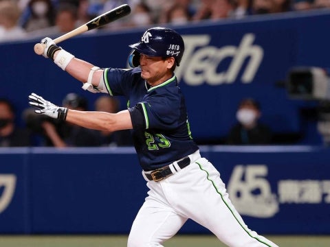 青木選手がマルチ安打