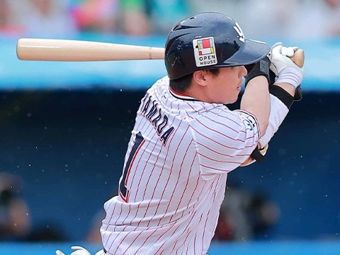 山田選手が勝ち越しタイムリー