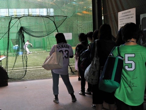 室内練習場と荒木トンネルも