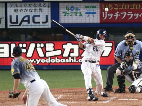 吉田大成選手が一時勝ち越しとなるタイムリーを放つ