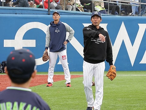 選手とキャッチボール