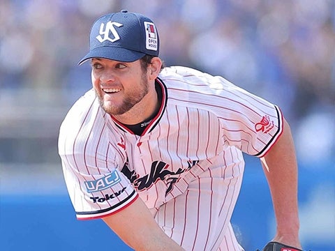 ランバート投手が来日初勝利を飾る