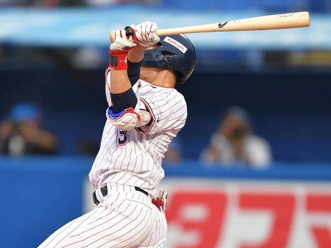 塩見選手が先制の7号ソロ