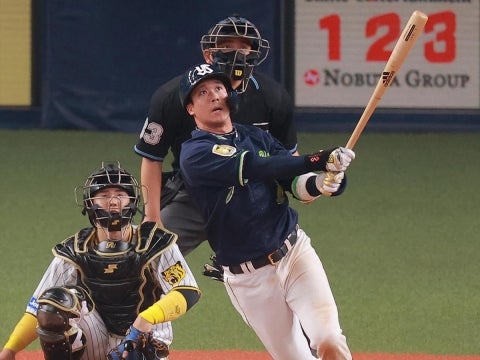 山田選手が同点の1号ソロ！