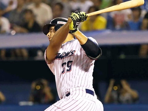 リベロ選手が先制タイムリー＆勝ち越しの6号ソロ！