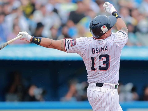 オスナ選手が10号ソロ