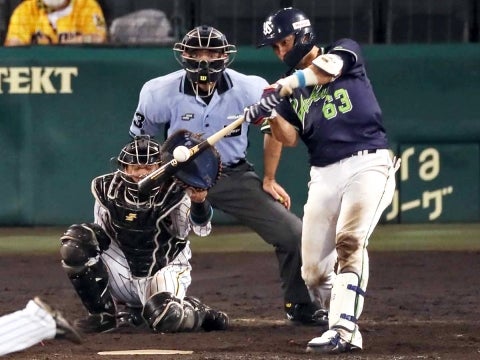 勝負を決める2点タイムリー