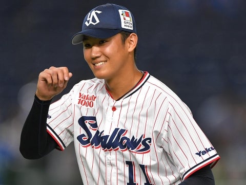 先発・奥川投手が力投