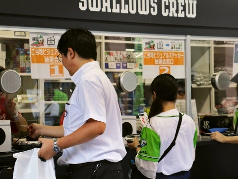 ご当地ビジュアルステッカー抽選会