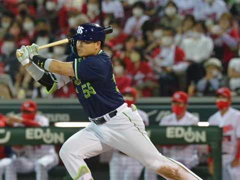 村上選手が同点の2点タイムリー！