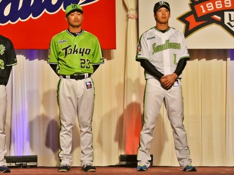 TOKYO燕パワーユニホームとCREWユニホーム