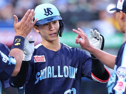 https://www-static.yakult-swallows.co.jp/upload/photo/archive/n-4b7e7f8a49113192561dc1b093e582f9.jpg?auto=avif,webp&quality=90