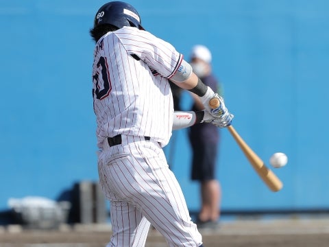 武岡選手が7回に2ランホームラン