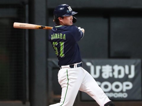 濱田選手がタイムリーを放つ