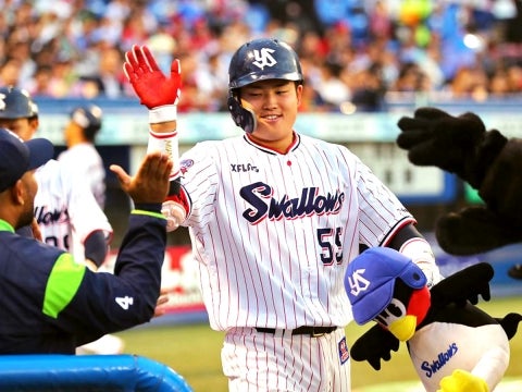 村上選手が初回に14号3ラン