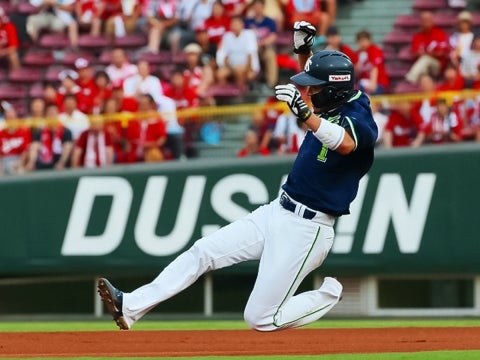 日本記録に並ぶ32連続盗塁成功