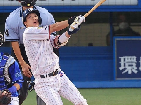 山田選手が18号先頭打者ホームランを放つ！