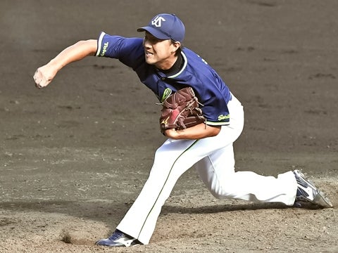 松岡投手が2イニング連続三者凡退の好リリーフ