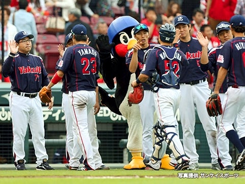 先発全員安打で勝利！