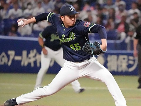 小澤投手が6回5安打2失点と試合を作る