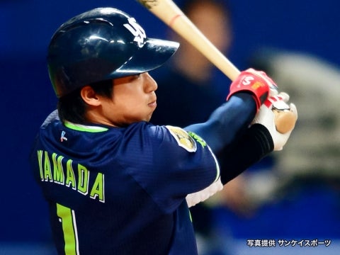 山田選手に6号ソロ